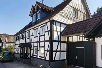 Haus zum Kaufen in Gummersbach 365.000,00 € 173 m²