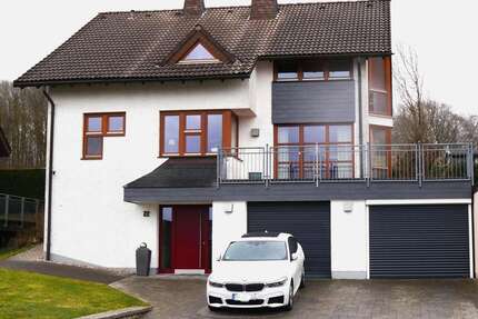 Haus zum Kaufen in Brilon 520.000,00 € 138 m²