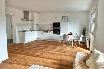 Moderne 3-Zimmer-Eigentumswohnung mit Balkon,Stellplatz & EBK - Biebesheim am Rhein