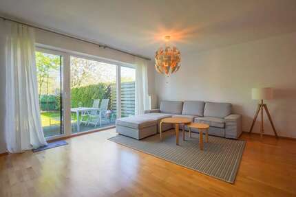 Haus zum Mieten in Düsseldorf 3.000,00 € 142 m²