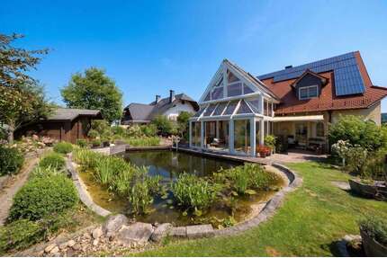 Haus zum Kaufen in Hösbach 960.000,00 € 395 m²