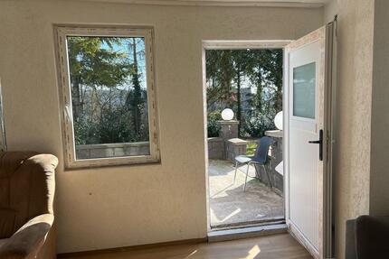 2 Zimmer zu vermieten - 1.100,00&nbsp;EUR Kaltmiete, ca.&nbsp; 65,00&nbsp;m&sup2; in Böblingen (PLZ: 71034) Dagersheim