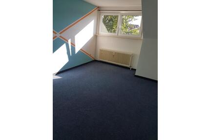 2 Zimmer wohnung zu vermieten - 800,00&nbsp;EUR Kaltmiete, ca.&nbsp; 60,00&nbsp;m&sup2; in Dietzenbach (PLZ: 63128)