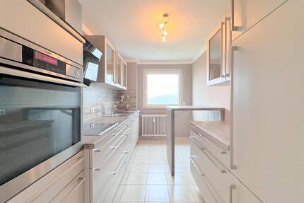 2,5 Zimmer Wohnung mit Penthouse-Charakter in Lorch * Fernblick *