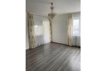 2-Zimmer Wohnung - 180.000,00&nbsp;EUR Kaufpreis, ca.&nbsp; 62,00&nbsp;m&sup2; in Plattling (PLZ: 94447)