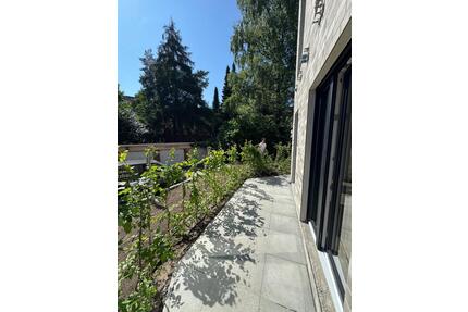 Stilvolle Neubauwohnung mit Terrasse - ideal für Singles Paare - Hamburg Wandsbek