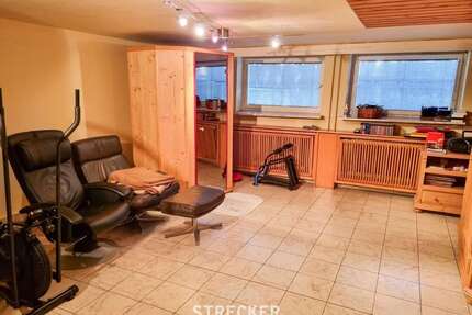 Haus zum Kaufen in Weingarten (Baden) 699.000,00 € 350 m²