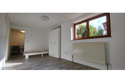 möbliertes Appartement ca. 22 m² in Pentling-Siedlung