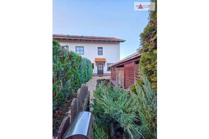 Ihr neues Zuhause in Bad Schlema - großzügiges Reihenendhaus in ruhiger Lage - Aue-Bad Schlema