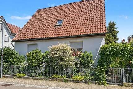 Haus zum Kaufen in Uhingen 275.000,00 € 94 m²