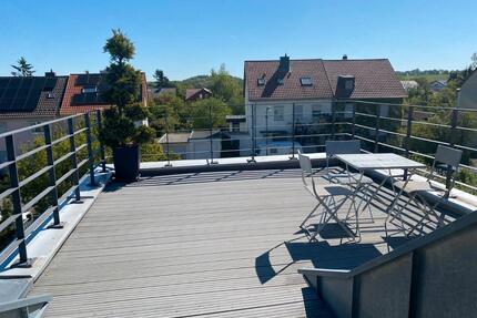 Moderne Single-Dachgeschosswohnung mit grosser Dachterrasse - Würzburg Frauenland