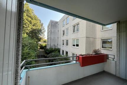 ** 2 Zimmer, KDB + Balkon *** in der 1 Etage - Lüdenscheid Staberg