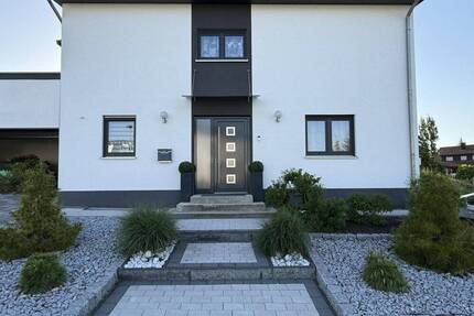 Modernes Einfamilienhaus mit Einliegerwohnung - Rot am See