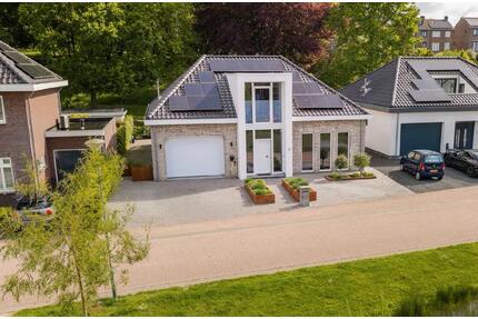 Villa in Grenzregion AachenVaals - 233 m² - provisionfrei