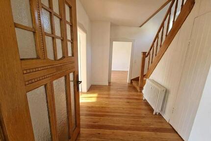 Reihenendhaus mit Garten in Limburg - Ahlbach | 5 Zimmer - Limburg an der Lahn