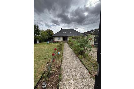 Ein-Zweifamilienhaus ab Mai 2026 zu Vermieten. Kaltmiete 1890€ - Hameln Kernstadt