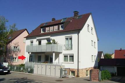 Schöne 4 Zimmer Hochparterre Wohnung mit Garage in S- Bad Cannstatt - Stuttgart