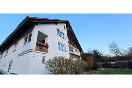 Idyllische 2-Zimmer-Wohnung im Erdgeschoss in Lengenfeld unterm Stein - Anrode