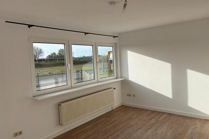 50m2 Erdgeschosswohnung frisch renoviert mit Einbauküche - Emden