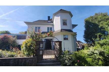 Haus zum Kaufen in Koblenz 1.180.000,00 € 315.28 m²