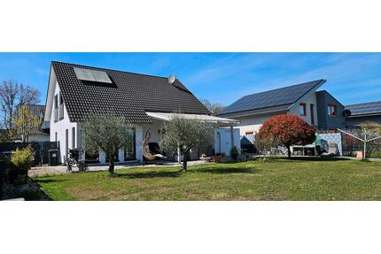 Einfamilienhaus mit 5 Zimmern und xxl Grundstück Nähe Reiterhof - Nörvenich