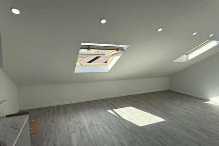 Wohnung zum Mieten in Eisenberg 1.100,00 € 90 m²