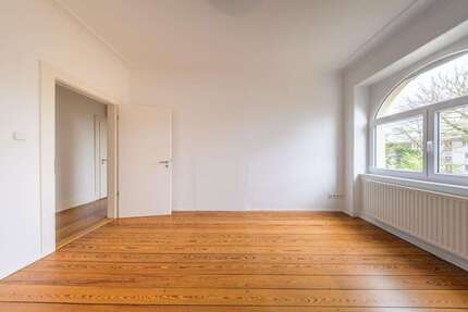 Wohnung zum Kaufen in Stuttgart 350.000,00 € 68 m²