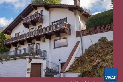 Haus zum Kaufen in Schmitten im Taunus 345.000,00 € 209 m²
