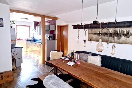 Schicke 4,5 Zimmer Maisonettewohnung im Herzen von Wendelstein