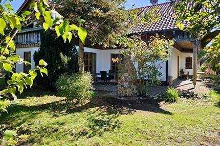 Familienidyll in Markt Rettenbach - Engetried: Wunderschönes Anwesen in top Lage