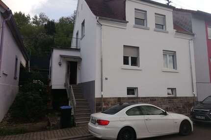 Haus zum Kaufen in Reipoltskirchen 89.000,00 € 110 m²