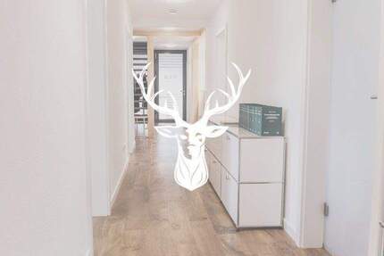 Flexibles Objekt in Schwenningen: Gewerbefläche mit Wohnpotenzial zu verkaufen - Villingen-Schwenningen