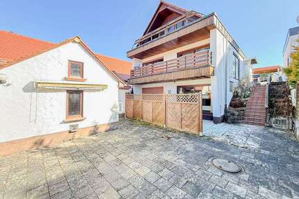 Haus zum Kaufen in Wendelstein 585.000,00 € 257 m²