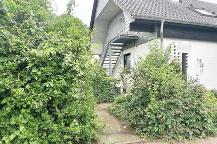 4-Zimmer-Mietwohnung in Nähe der Eilenriede mit Balkon und Stellplatz - Hannover Groß Buchholz