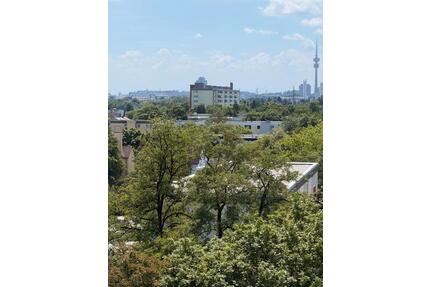 Wie Neubau, sofortiger Bezug möglich, Alpenblick, groß Wohnung - München Moosach