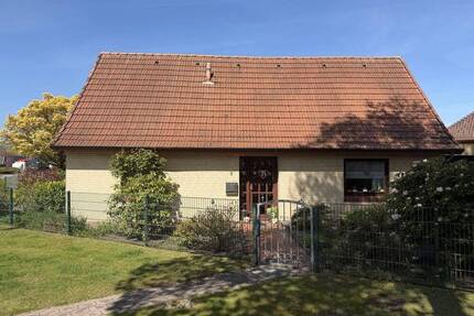 Wohnen im Bungalowstil in Alt-Uesen! - Achim