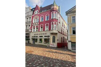 „Wohn- & Geschäftshaus mit Steigerungspotenzial: Soll-Miete 54.000 € zu Faktor 8,5“ - Lüdenscheid