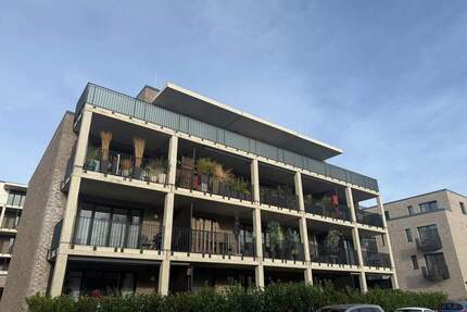 Hübsche 3-Zimmer-Eigentumswohnung- neuwertig, barrierefrei mit Terrasse und kleinem angelegten Garten- nahe der Eilenriede mit vielen Extras z.B.EBK - Hannover List