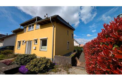 Einfamilienhaus in Rommerskirchen mit Photovoltaik und Wallbox