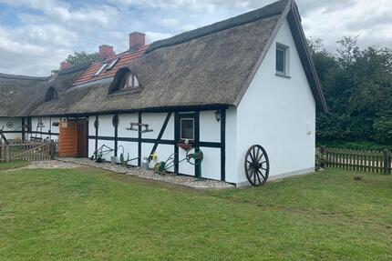 Reetdachhaushälfte - 149.500,00&nbsp;EUR Kaufpreis, ca.&nbsp; 56,00&nbsp;m&sup2; in Wittenburg (PLZ: 19243)