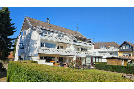 2-3 Zimmer Eigentumswohnung mit großem Balkon und Garage in ruhiger Randlage von 51399 Burscheid.