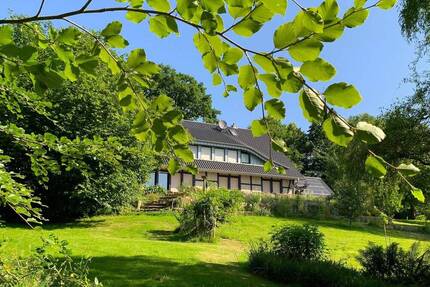 Repräsentatives Domizil im Grünen! - Hagen am Teutoburger Wald
