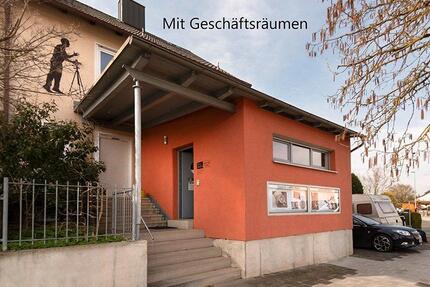 Doppelhaushälfte mit Geschäftsräumen - Neustadt an der Aisch