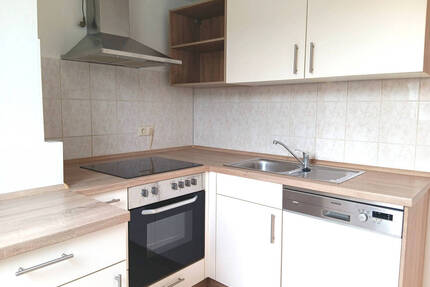 Bahnhofsnahe Dachgeschosswohnung mit Einbauküche - Görlitz Südstadt