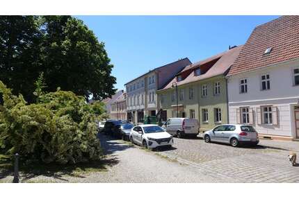 Wohnung zum Mieten in Altlandsberg 1.300,00 € 100 m²