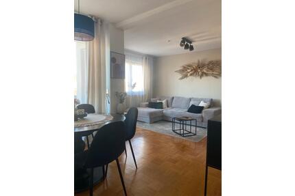 Eigentumswohnung mit 2,5 Zimmern in Zell unter Aichelberg