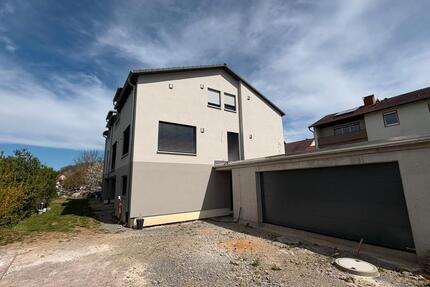 Moderne 3-Zimmer-Wohnung (95 m²) - Erstbezug nach Kernsanierung - Hohenroth