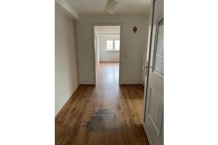Zwei Zimmer Wohnung im DG am Deich 7 in 25840 Friedrichstadt zu v