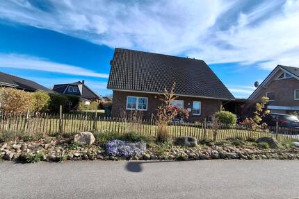 Einfamilienhaus 5 Zimmer mit Garten + Carprot - Selsingen