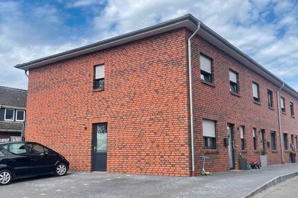 Schönes, neuwertiges Reihenhaus in Bösel, ruhige Lage